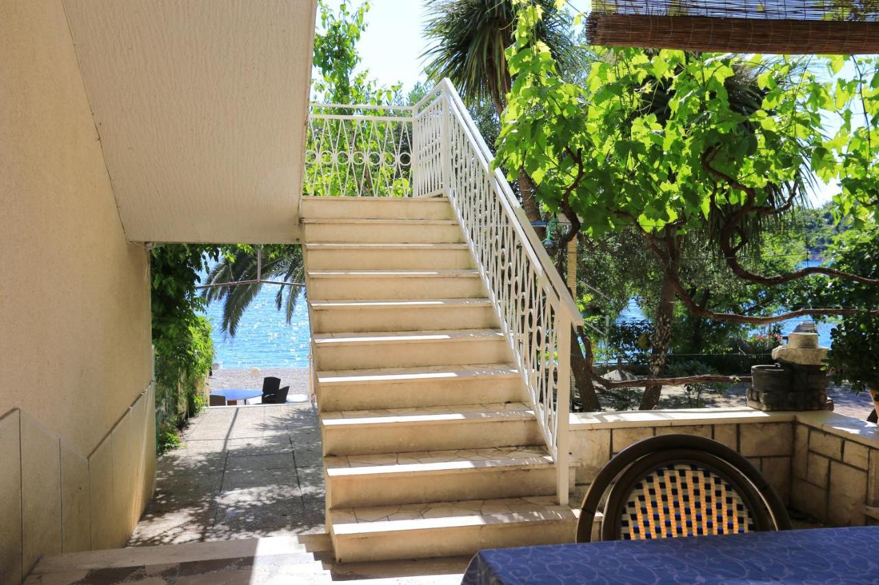 Apartments By The Sea Stanici, Omis - 1031 Tice Eksteriør bilde